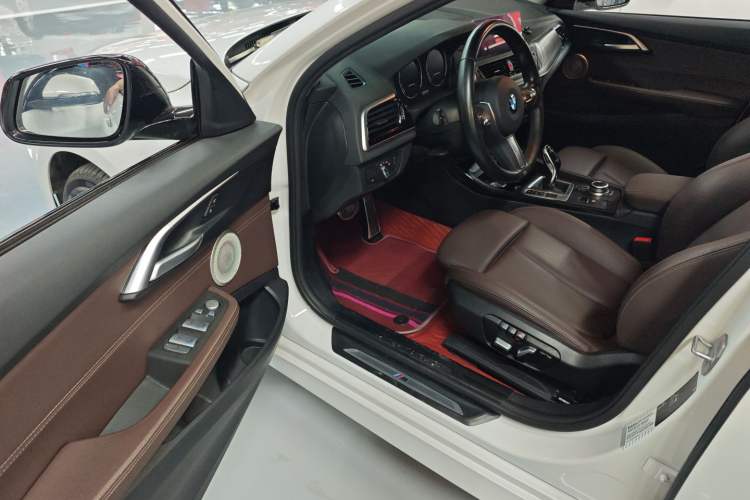 Used BMW 1 Series 2021 120i M Sport Night Edition Driver Seat