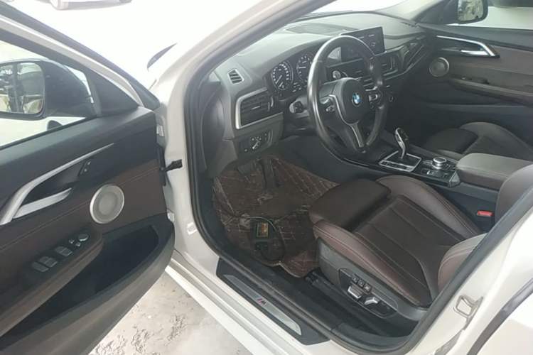 Used BMW 1 Series 2021 125i M Sport Night Edition Driver Seat