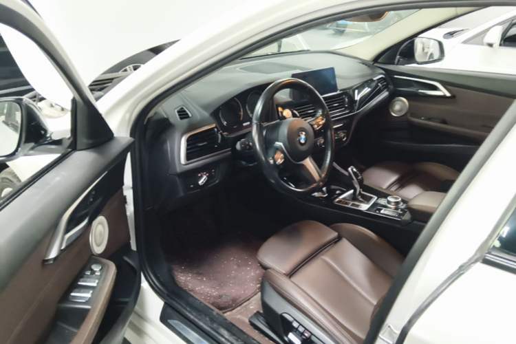 Used BMW 1 Series 2021 120i M Sport Night Edition Driver Seat