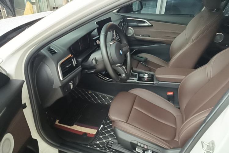 Used BMW 1 Series 2021 120i M Sport Night Edition Driver Seat