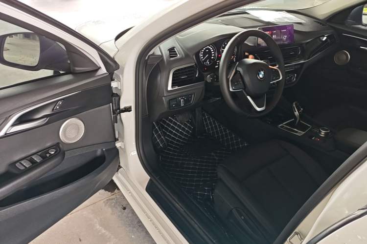 Used BMW 1 Series 2021 120i M Sport Edition Driver Seat