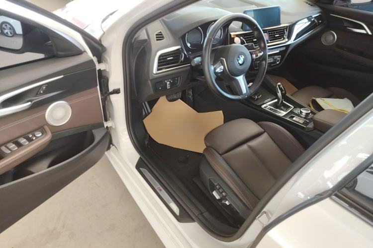 Used BMW 1 Series 2021 120i M Sport Night Edition Driver Seat