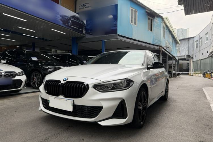 Used BMW 1 Series 2021 Restyled 125i M Sport Night Edition Guazi used car, China used car export, Used car for sale, Used cars, Cheapest cars for sale