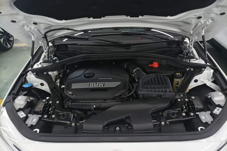 Used BMW 1 Series 2021 125i M Sport Night Edition Engine Bay