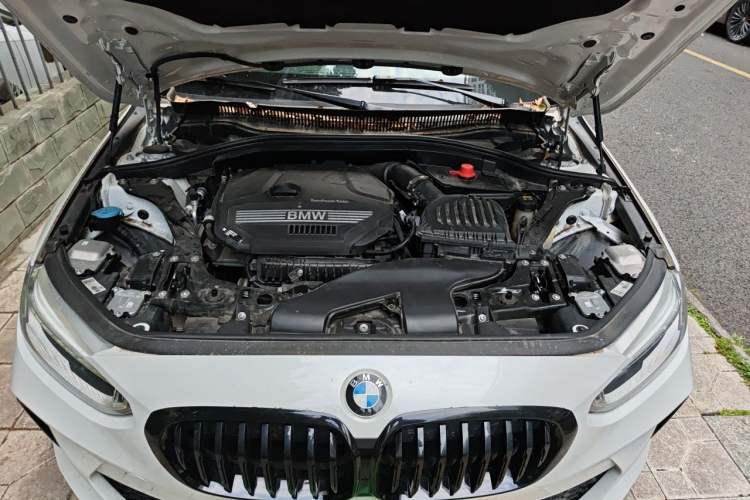 Used BMW 1 Series 2021 120i M Sport Night Edition Engine Bay