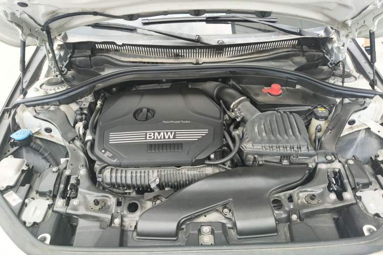 Used BMW 1 Series 2021 125i M Sport Night Edition Engine Bay
