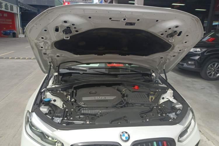 Used BMW 1 Series 2021 125i M Sport Night Edition Engine Bay