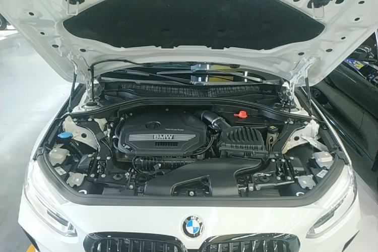 Used BMW 1 Series 2021 120i M Sport Night Edition Engine Bay