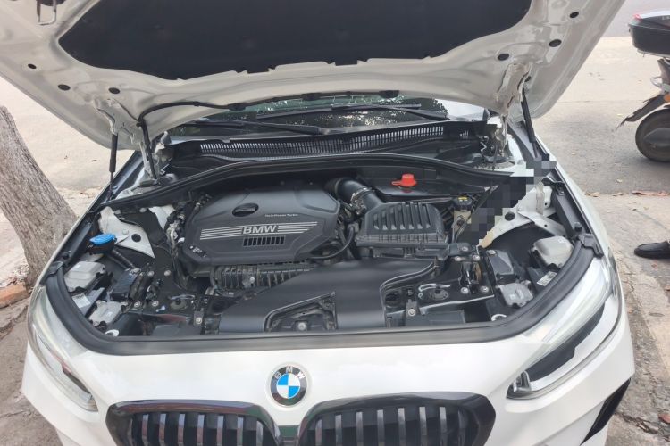 Used BMW 1 Series 2021 120i M Sport Night Edition Engine Bay