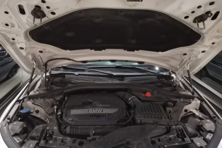 Used BMW 1 Series 2021 125i M Sport Night Edition Engine Bay