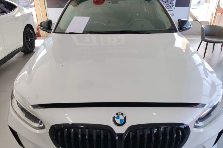 Used BMW 1 Series 2021 120i M Sport Night Edition Engine Bay