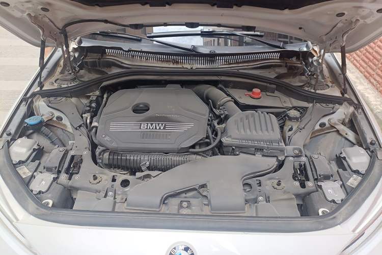 Used BMW 1 Series 2021 125i M Sport Night Edition Engine Bay