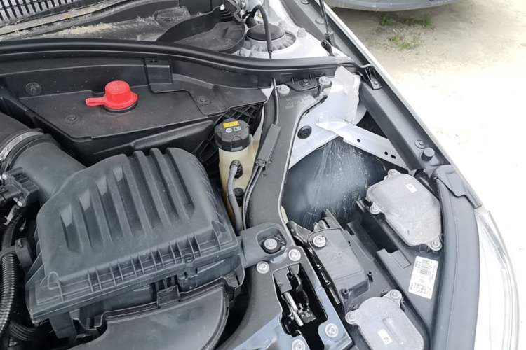 Used BMW 1 Series 2021 120i M Sport Night Edition Engine Bay Left