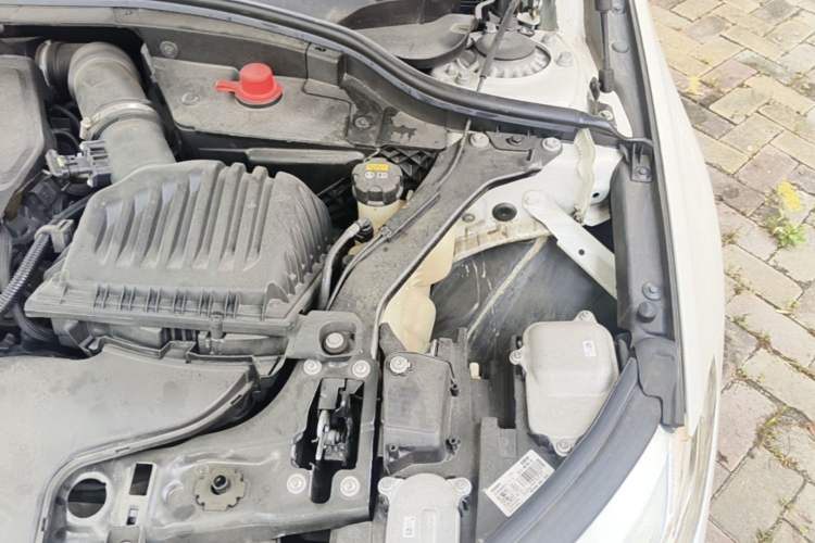 Used BMW 1 Series 2021 120i M Sport Edition Engine Bay Left