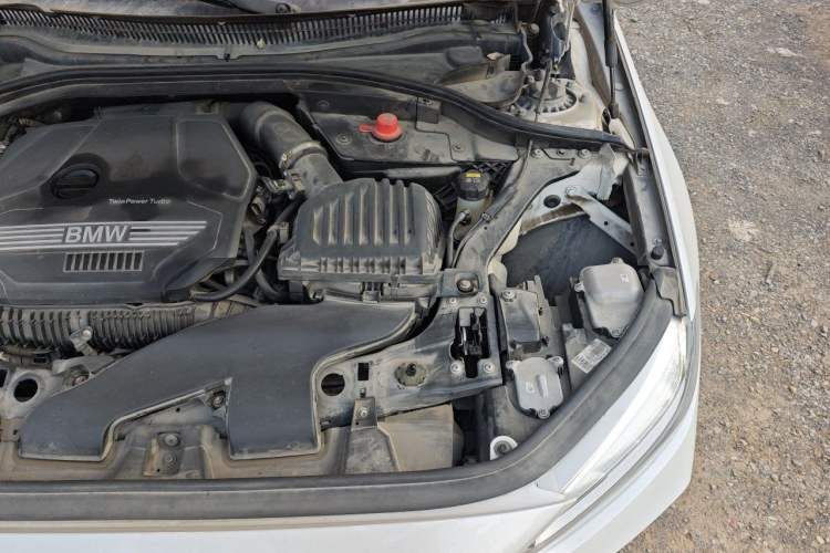 Used BMW 1 Series 2021 125i M Sport Night Edition Engine Bay Left
