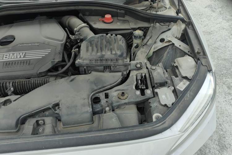 Used BMW 1 Series 2021 125i M Sport Night Edition Engine Bay Left
