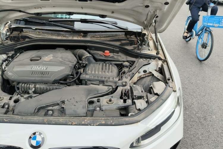 Used BMW 1 Series 2021 120i M Sport Night Edition Engine Bay Left