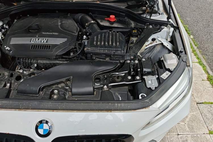 Used BMW 1 Series 2021 120i M Sport Night Edition Engine Bay Left