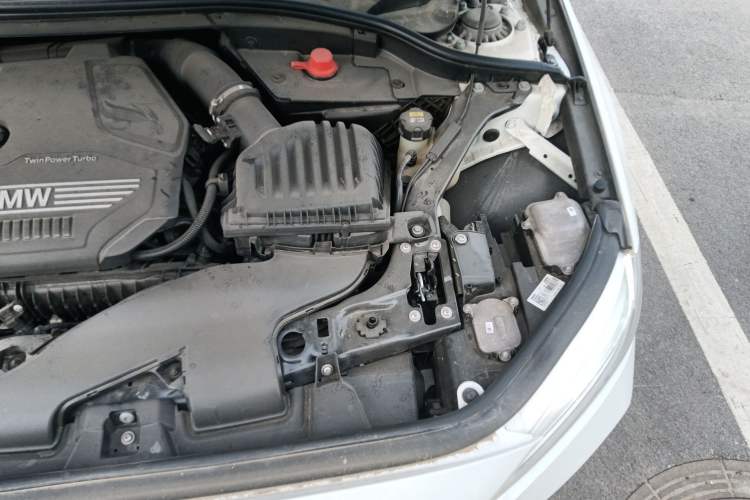 Used BMW 1 Series 2021 120i M Sport Night Edition Engine Bay Left