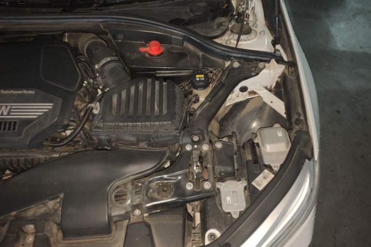 Used BMW 1 Series 2021 Revised 120i M Sport Edition Engine Bay Left