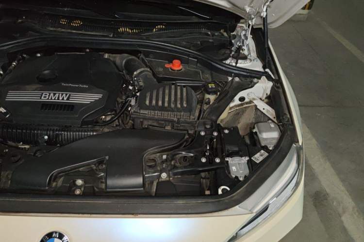 Used BMW 1 Series 2021 125i M Sport Night Edition Engine Bay Left