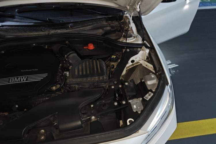 Used BMW 1 Series 2021 Restyled 125i M Sport Night Edition Engine Bay Left