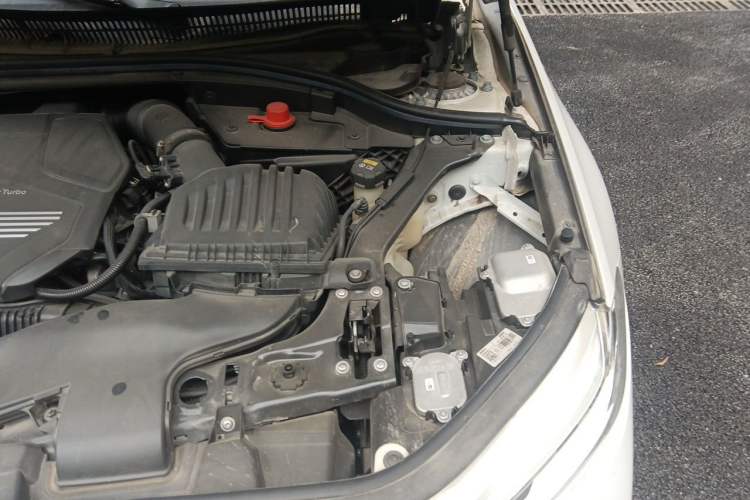 Used BMW 1 Series 2021 Restyled 125i M Sport Night Edition Engine Bay Left