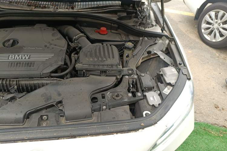 Used BMW 1 Series 2021 120i M Sport Night Edition Engine Bay Left