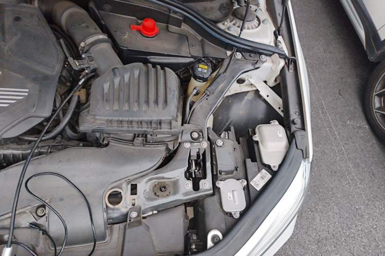 Used BMW 1 Series 2021 Revised 120i M Sport Edition Engine Bay Left