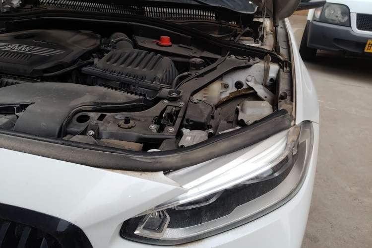 Used BMW 1 Series 2021 120i M Sport Night Edition Engine Bay Left