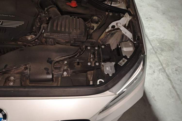 Used BMW 1 Series 2021 120i M Sport Night Edition Engine Bay Left