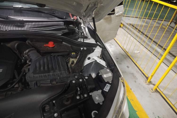 Used BMW 1 Series 2021 Restyled 125i M Sport Night Edition Engine Bay Left