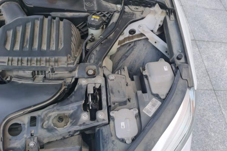 Used BMW 1 Series 2021 Revised 120i M Sport Edition Engine Bay Left
