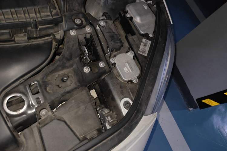 Used BMW 1 Series 2021 Revised 120i M Sport Edition Engine Bay Left
