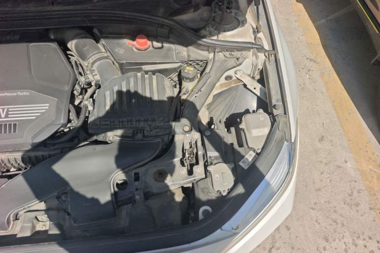 Used BMW 1 Series 2021 Revised 120i M Sport Edition Engine Bay Left