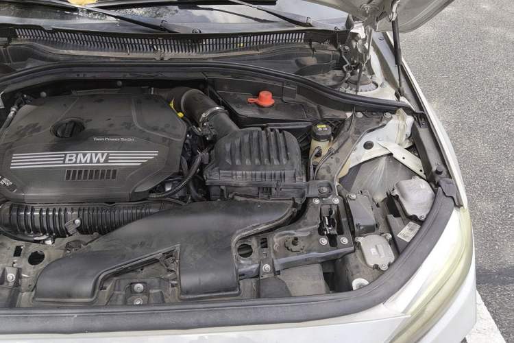 Used BMW 1 Series 2021 125i M Sport Night Edition Engine Bay Left