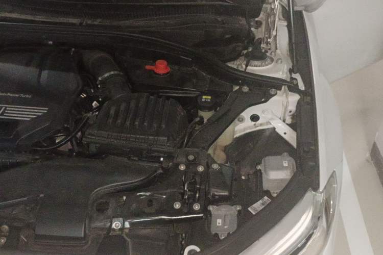 Used BMW 1 Series 2021 120i M Sport Night Edition Engine Bay Left