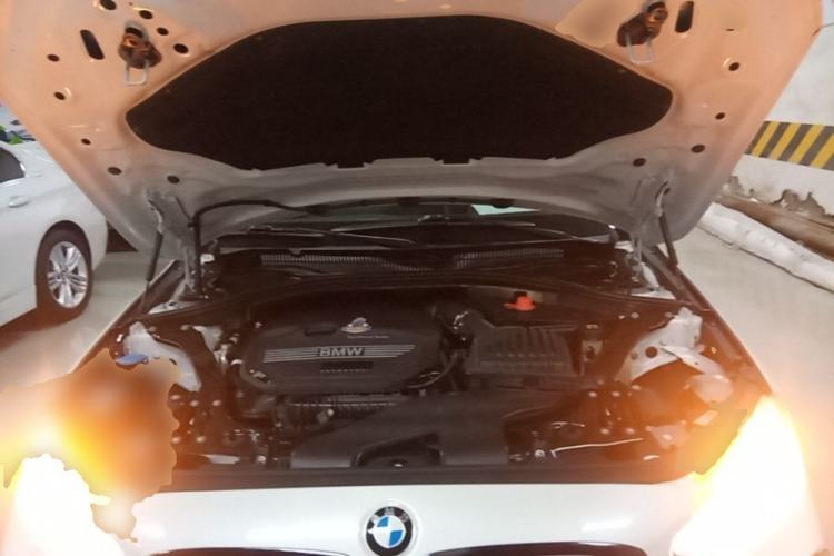 Used BMW 1 Series 2021 120i M Sport Night Edition Engine Bay