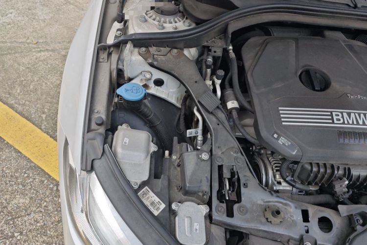 Used BMW 1 Series 2021 120i M Sport Night Edition Engine Bay Right