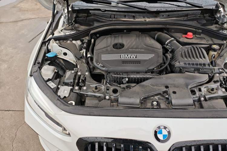 Used BMW 1 Series 2021 120i M Sport Night Edition Engine Bay Right