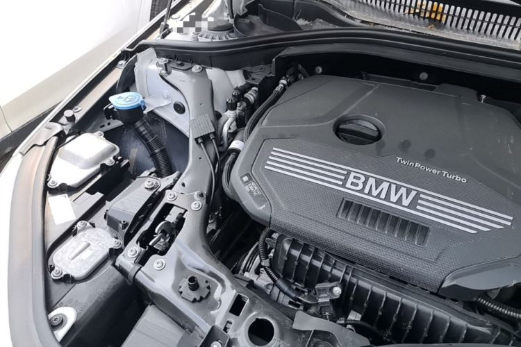Used BMW 1 Series 2021 120i M Sport Night Edition Engine Bay Right