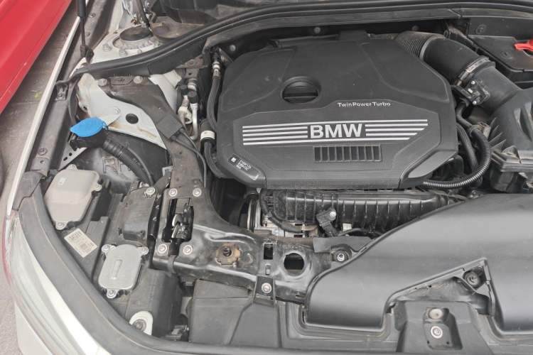Used BMW 1 Series 2021 120i M Sport Night Edition Engine Bay Right
