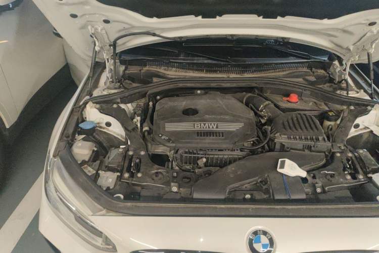 Used BMW 1 Series 2021 120i M Sport Night Edition Engine Bay Right