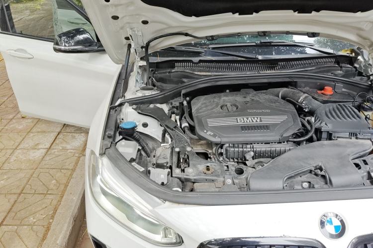 Used BMW 1 Series 2021 120i M Sport Night Edition Engine Bay Right