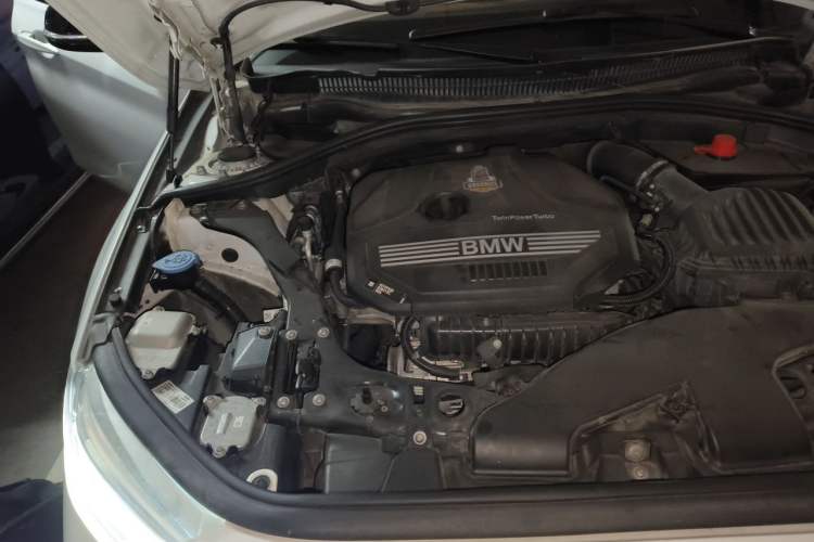 Used BMW 1 Series 2021 Revised 120i M Sport Night Edition Engine Bay Right