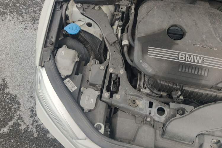Used BMW 1 Series 2021 120i M Sport Edition Engine Bay Right