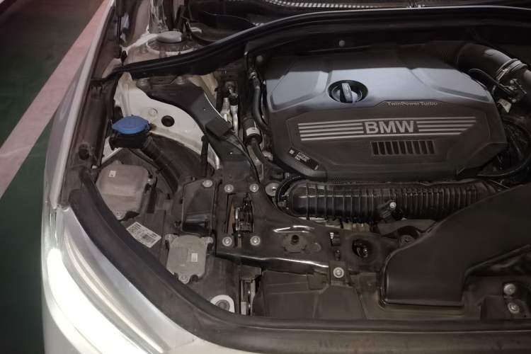 Used BMW 1 Series 2021 125i M Sport Night Edition Engine Bay Right
