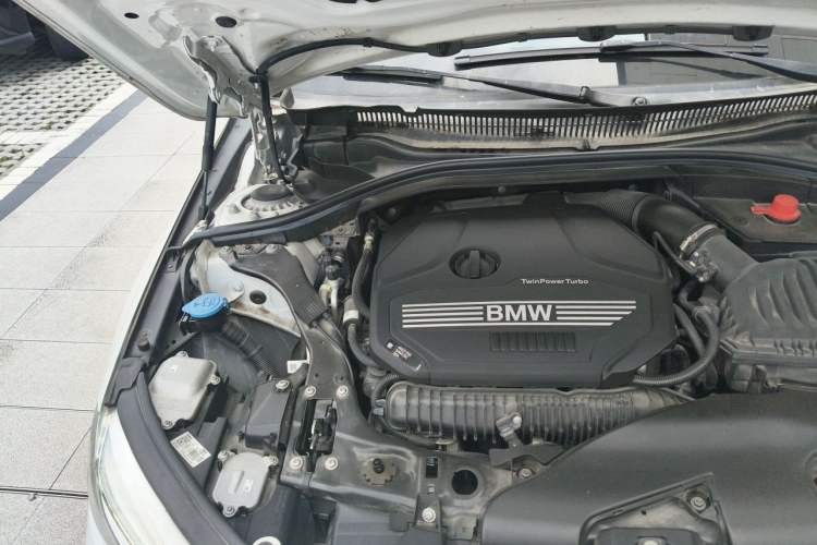 Used BMW 1 Series 2021 125i M Sport Night Edition Engine Bay Right
