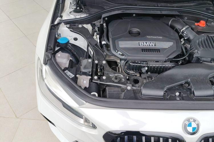 Used BMW 1 Series 2021 120i M Sport Night Edition Engine Bay Right