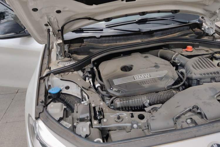 Used BMW 1 Series 2021 125i M Sport Night Edition Engine Bay Right